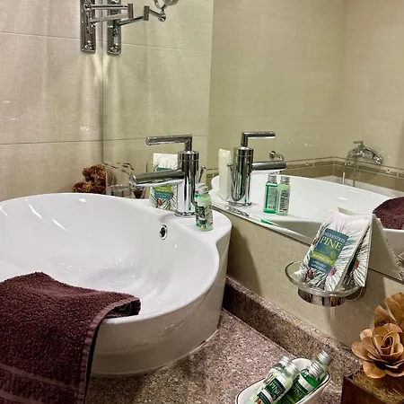 Maya - Downtown - & Relax Near Lift Apartamento *