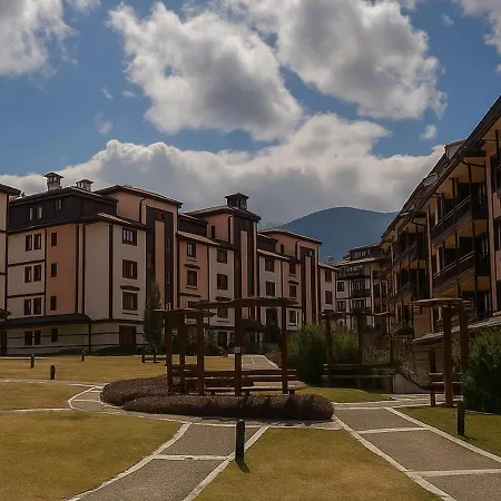 Modern In Near Lift - Parking